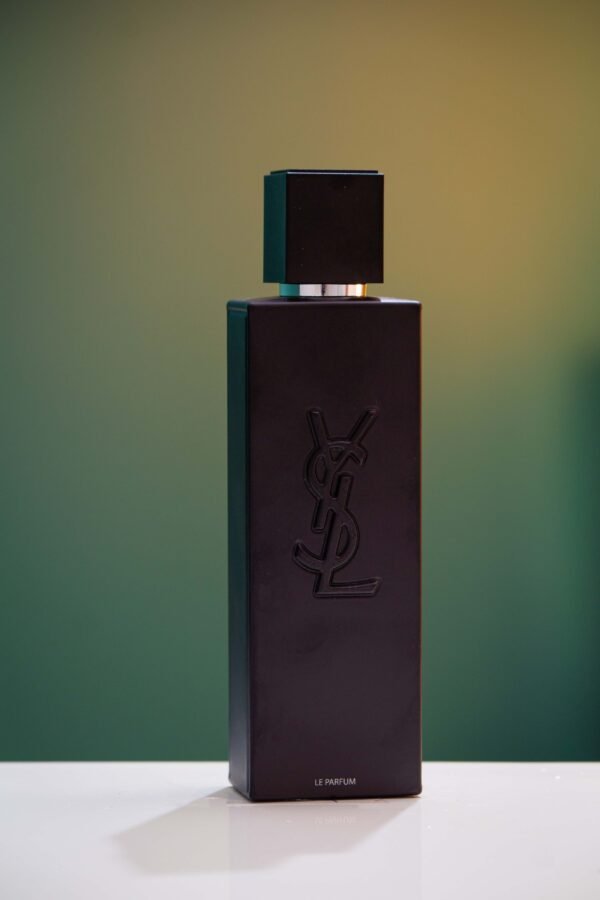 Yves Saint Laurent MYSLF Le Parfum – Image 2
